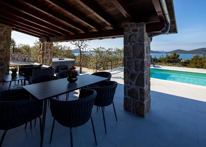 Tatil Evi Svemir *